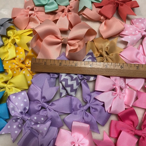 Lot Bundle Girls’ Grosgrain Pastel Bows Clips - 28 Total - Solid & Polka Dot - Picture 3 of 4